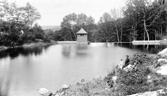 Gift of Margaret G. Giles 2015.87.903 © 2016 The Connecticut Historical Society.