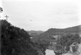 Gift of Margaret G. Giles 2015.87.960 © 2016 The Connecticut Historical Society.