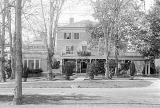 Gift of Margaret G. Giles 2015.87.1039 © 2016 The Connecticut Historical Society.