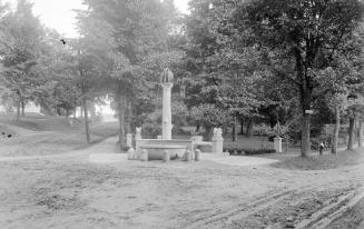 Gift of Margaret G. Giles 2015.87.1054 © 2016 The Connecticut Historical Society.