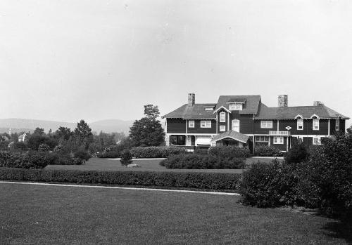 Gift of Margaret G. Giles 2015.87.1143 © 2016 The Connecticut Historical Society.