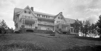 Gift of Margaret G. Giles 2015.87.1161 © 2016 The Connecticut Historical Society.