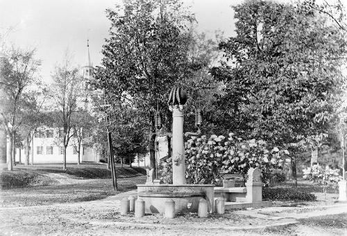 Gift of Margaret G. Giles 2015.87.1194 © 2016 The Connecticut Historical Society.