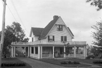 Gift of Margaret G. Giles 2015.87.1210 © 2016 The Connecticut Historical Society.