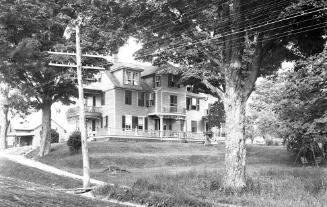 Gift of Margaret G. Giles 2015.87.1323 © 2016 The Connecticut Historical Society.