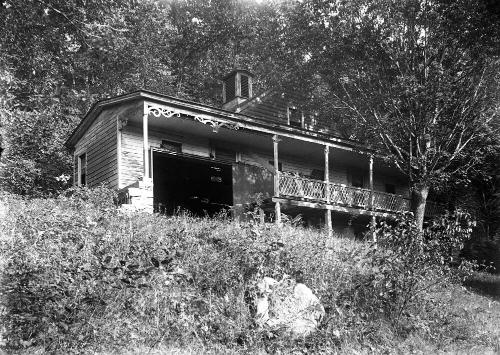 Gift of Margaret G. Giles 2015.87.1477 © 2016 The Connecticut Historical Society.
