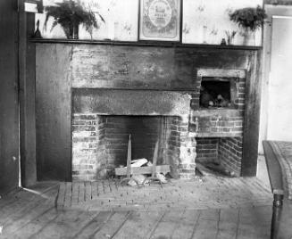 Gift of Margaret G. Giles 2015.87.1562 © 2016 The Connecticut Historical Society.