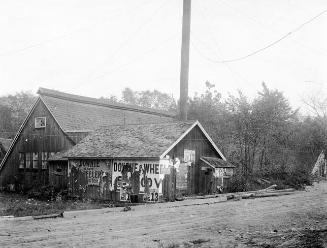 Gift of Margaret G. Giles 2015.87.1571 © 2016 The Connecticut Historical Society.