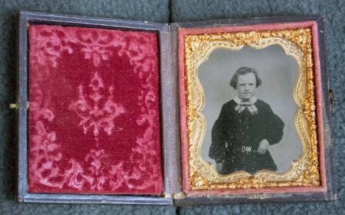 Gift of Roger M. and Maria C. Rogers, 2015.62.43 © 2016 The Connecticut Historical Society.