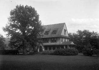 Gift of Margaret G. Giles 2015.87.1689 © 2016 The Connecticut Historical Society.
