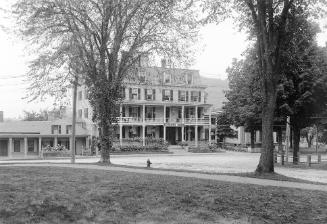 Gift of Margaret G. Giles 2015.87.1809 © 2016 The Connecticut Historical Society.