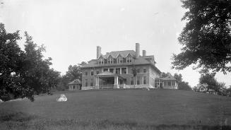 Gift of Margaret G. Giles 2015.87.1882 © 2016 The Connecticut Historical Society.
