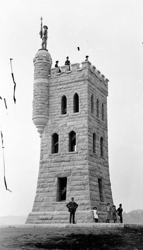 Gift of Margaret G. Giles 2015.87.1906 © 2016 The Connecticut Historical Society.