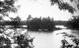 Gift of Margaret G. Giles 2015.87.2088 © 2016 The Connecticut Historical Society.