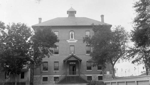 Gift of Margaret G. Giles 2015.87.2234 © 2016 The Connecticut Historical Society.