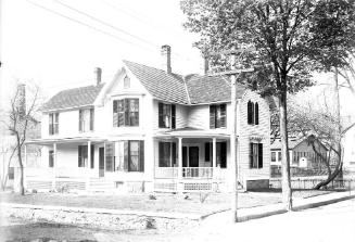 Gift of Margaret G. Giles 2015.87.2330 © 2016 The Connecticut Historical Society.