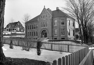 Gift of Margaret G. Giles 2015.87.2335 © 2016 The Connecticut Historical Society.