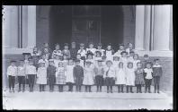 Gift of Margaret G. Giles 2015.87.2436 © 2016 The Connecticut Historical Society.