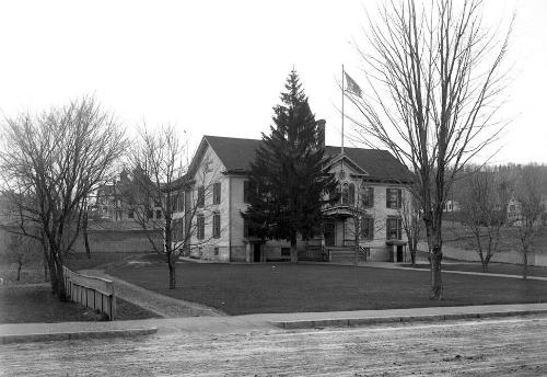 Gift of Margaret G. Giles 2015.87.2443 © 2016 The Connecticut Historical Society.