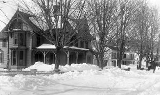 Gift of Margaret G. Giles 2015.87.2736 © 2016 The Connecticut Historical Society.