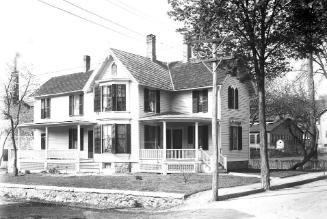 Gift of Margaret G. Giles 2015.87.2796 © 2016 The Connecticut Historical Society.
