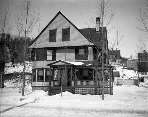 Gift of Margaret G. Giles 2015.87.3125 © 2016 The Connecticut Historical Society.
