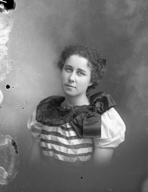 Gift of Margaret G. Giles 2015.87.3364 © 2016 The Connecticut Historical Society.
