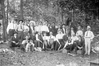 Gift of Margaret G. Giles 2015.87.3371 © 2016 The Connecticut Historical Society.