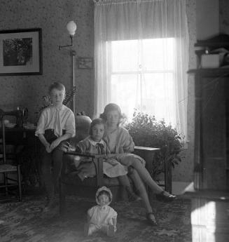 Gift of Margaret G. Giles 2015.87.3402 © 2016 The Connecticut Historical Society.