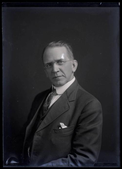 Gift of Margaret G. Giles 2015.87.3542 © 2016 The Connecticut Historical Society.