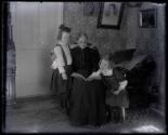 Gift of Margaret G. Giles 2015.87.3838 © 2016 The Connecticut Historical Society.