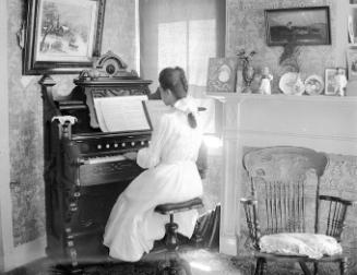 Gift of Margaret G. Giles 2015.87.4184 © 2016 The Connecticut Historical Society.
