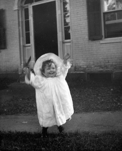 Gift of Margaret G. Giles 2015.87.4185 © 2016 The Connecticut Historical Society.