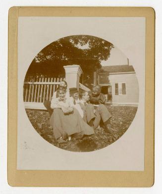 Gift of Mrs. George Leland Nichols, 1951.4.201, Connecticut Historical Society, Public Domain