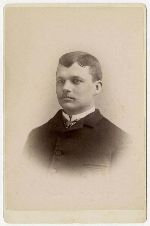 Gift of Mrs. George Leland Nichols, 1951.4.349, Connecticut Historical Society, Public Domain