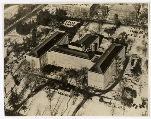 Gift of Lynn Ferrari, 2017.86.43, Connecticut Historical Society, In Copyright, Copyright held …