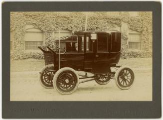 Gift of Lynn Ferrari, 2017.86.62, Connecticut Historical Society, Copyright Undetermined