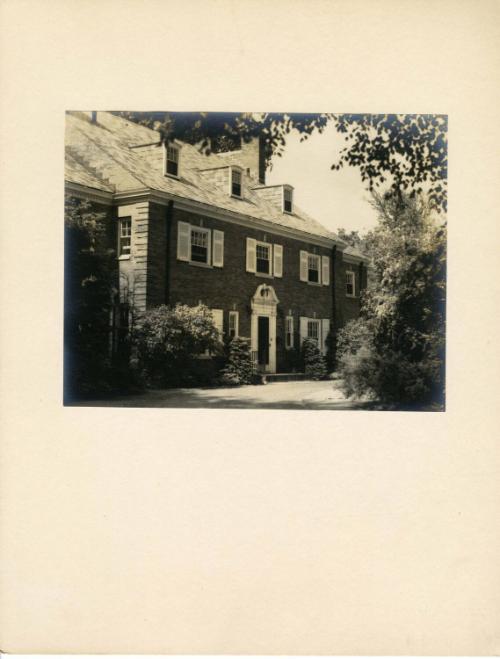 Gift of Lynn Ferrari, 2017.86.77, Connecticut Historical Society, Copyright Undetermined