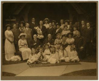 Gift of Martha Dewing, 2015.173.140a-b, Connecticut Historical Society, Copyright Undetermined