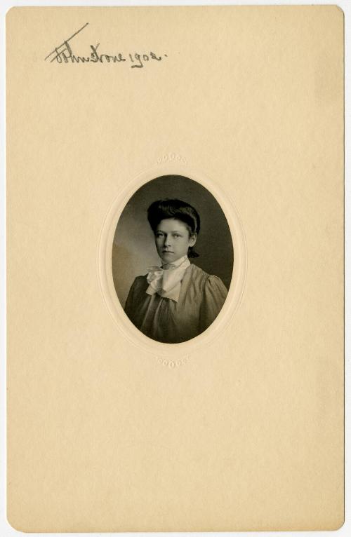 Gift of Martha Dewing, 2015.173.161, Connecticut Historical Society, Copyright Undetermined