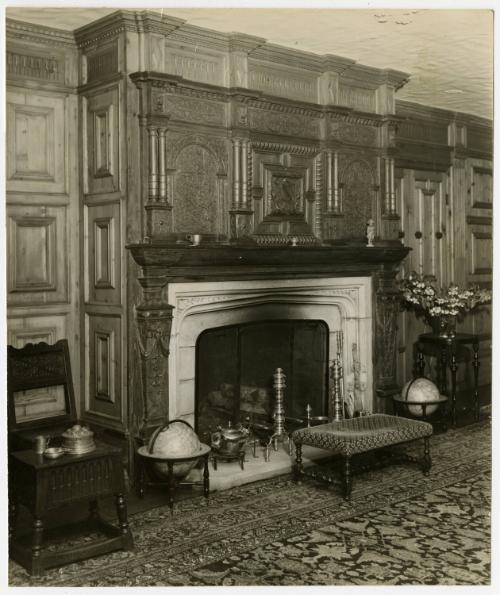 Gift of Martha Dewing, 2015.173.257, Connecticut Historical Society, Copyright Undetermined