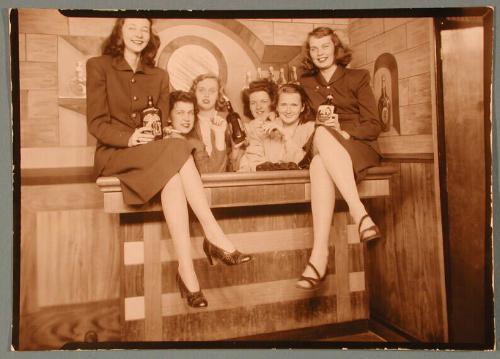 Janice Shepardson and Friends in a Bar