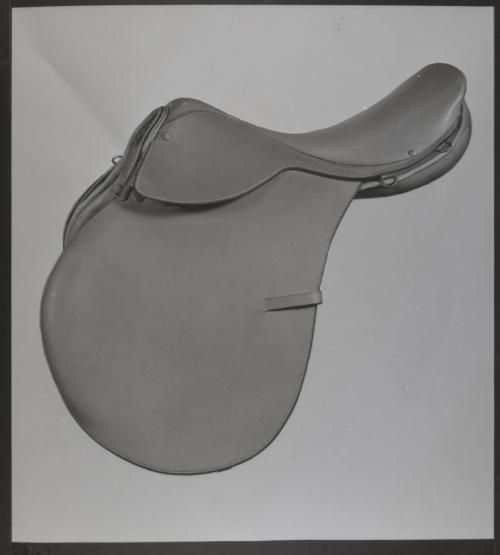 Gift of the Smith-Worthington Saddlery Co., 2021.22.72, Connecticut Historical Society, Copyrig…