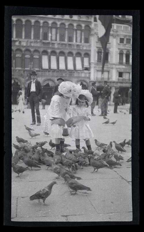 Gift of Mrs. Byard Williams, 1988.133.661, Connecticut Historical Society, Copyright Undetermin…
