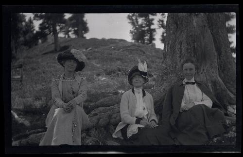 Gift of Mrs. Byard Williams, 1988.133.662, Connecticut Historical Society, Copyright Undetermin…