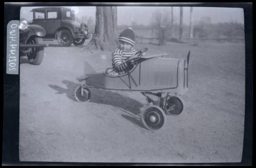 Gift of Jessie Norton-Lazenby, 2021.44.460, Connecticut Historical Society, Copyright Undetermi…