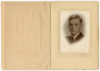Gift of Jessie Norton-Lazenby, 2021.44.370, Connecticut Historical Society, Copyright Undetermi…