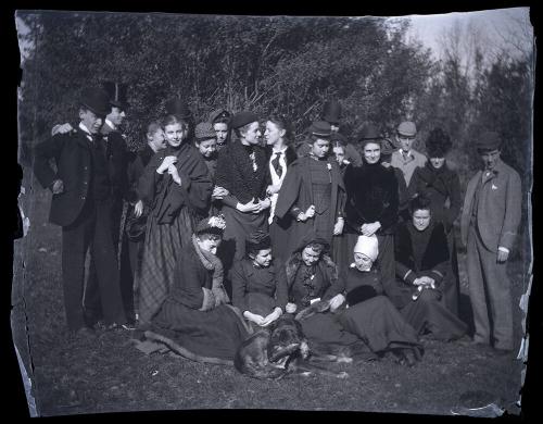 Gift of Mrs. Byard Williams, 1988.133.334, Connecticut Historical Society, Copyright Undetermin…