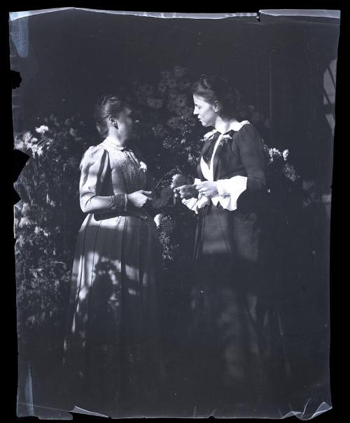 Gift of Mrs. Byard Williams, 1988.133.337, Connecticut Historical Society, Copyright Undetermin…