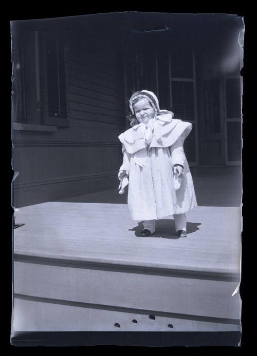 Gift of Mrs. Byard Williams, 1988.133.373, Connecticut Historical Society, Copyright Undetermin…